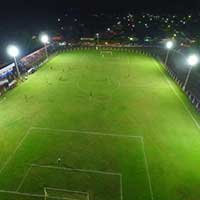 Iluminação de Campo de Futebol Suiço