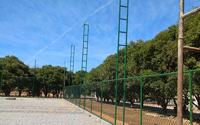 Postes de iluminação para quadras esportivas