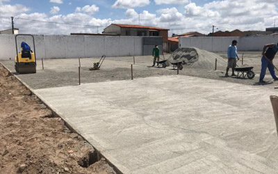 Construção de Campo de Futebol